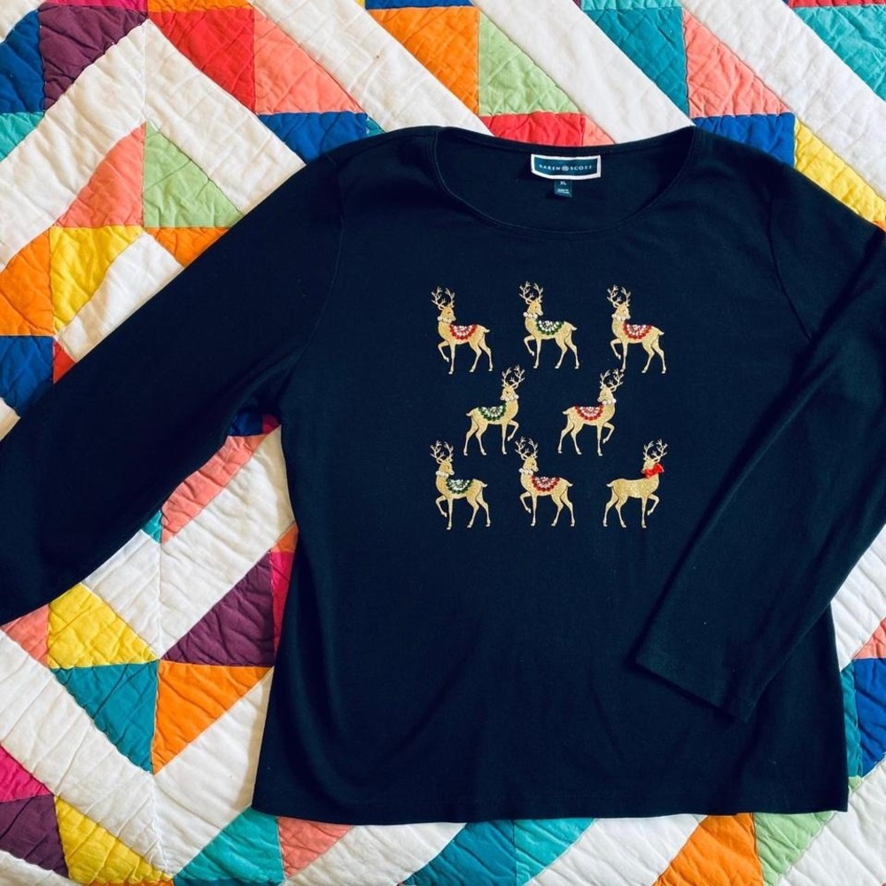 Vintage 90s Black and Gold Christmas Reindeer Long Sleeve‎ Shirt